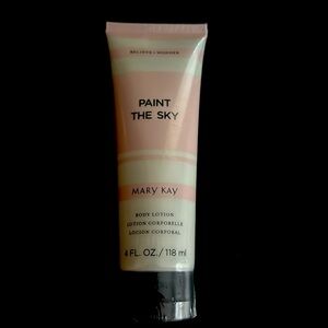Mary Kay paint the sky body lotion